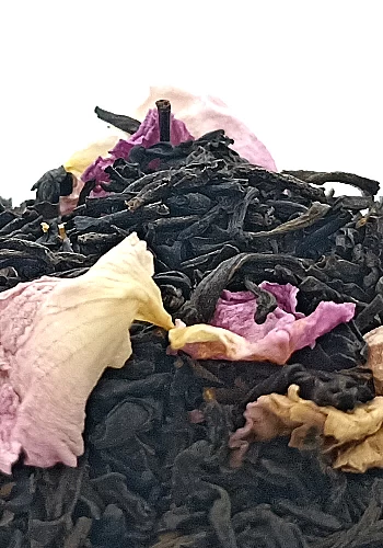 Thé noir OP Keemun & Rose 500g - 
Ingrédients: Thé noir OP Keemun et rose
Thé noir OP Keemun supérieur, associé à la douceur flo