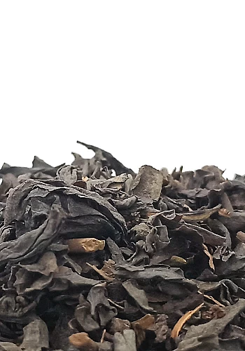 Thé noir Lapsang Souchong 250g - Thé noir fumé aux bois de cèdre et d'épicéa, il présente un goût et une couleur très intenses.

